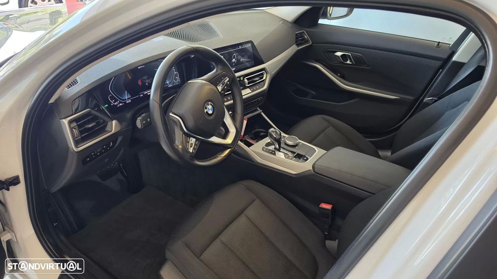 BMW 330 e Line Sport Auto - 7