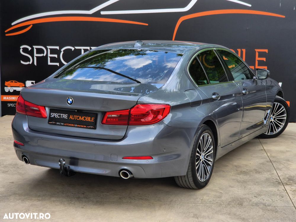 BMW Seria 5 520d Efficient Dynamics Edition Aut. Sport Line - 8