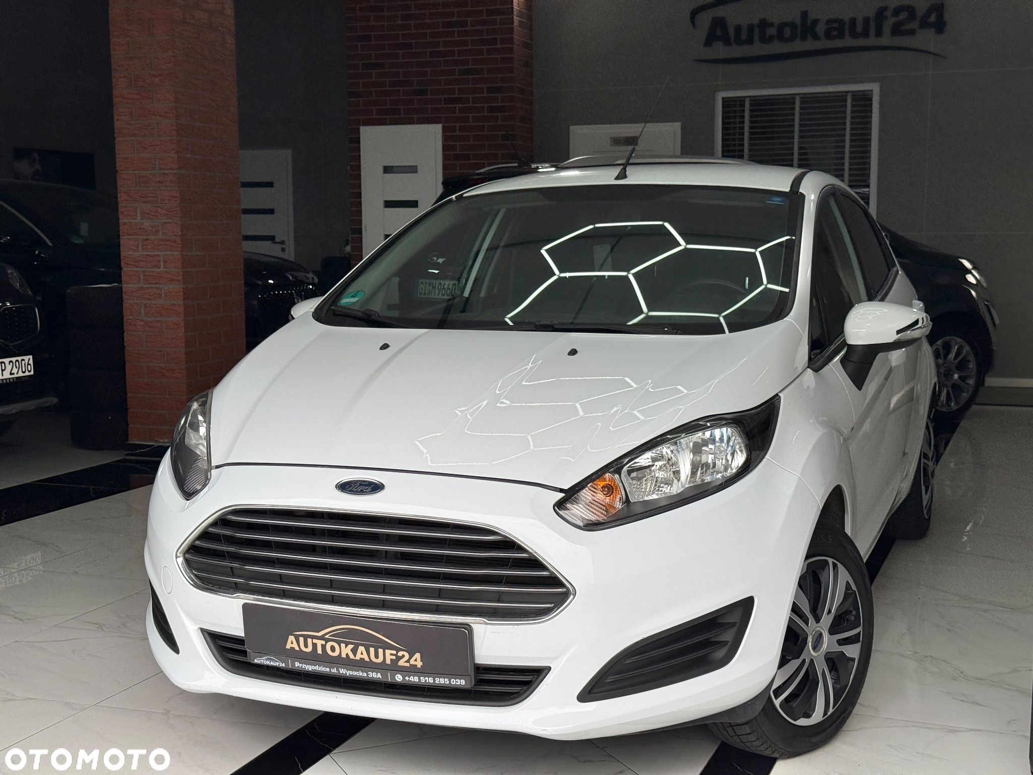 Ford Fiesta 1.0 Champions Edition - 6