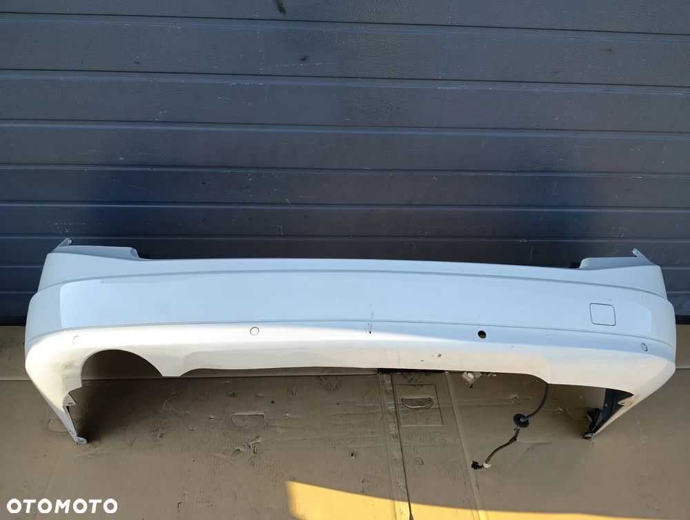 MERCEDES W204 KOMBI ZDERZAK TYŁ TYLNY PDC - 1