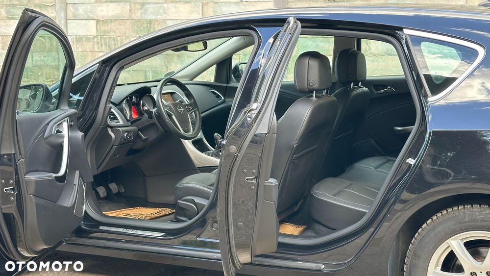 Opel Astra 1.4 Turbo Cosmo - 16
