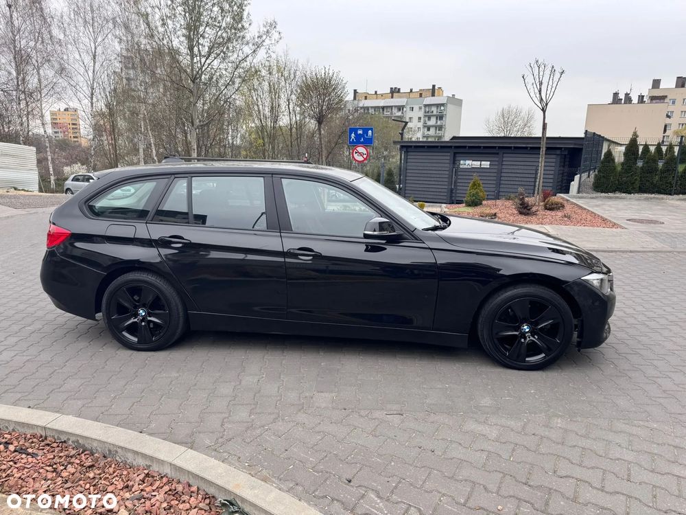 BMW Seria 3 320d Edition Luxury Line Purity - 6