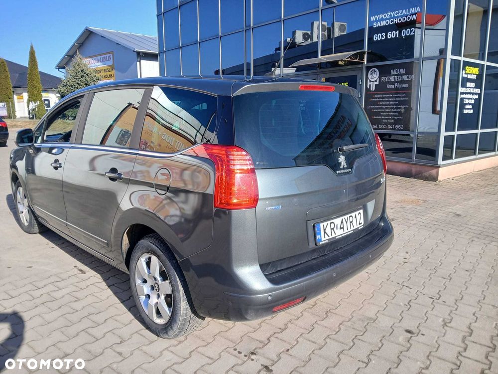 Peugeot 5008 - 3