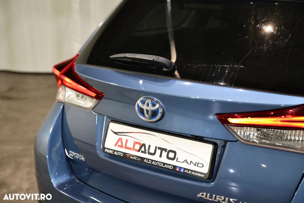 Toyota Auris 1.8 L VVT-i Sol+ - 27