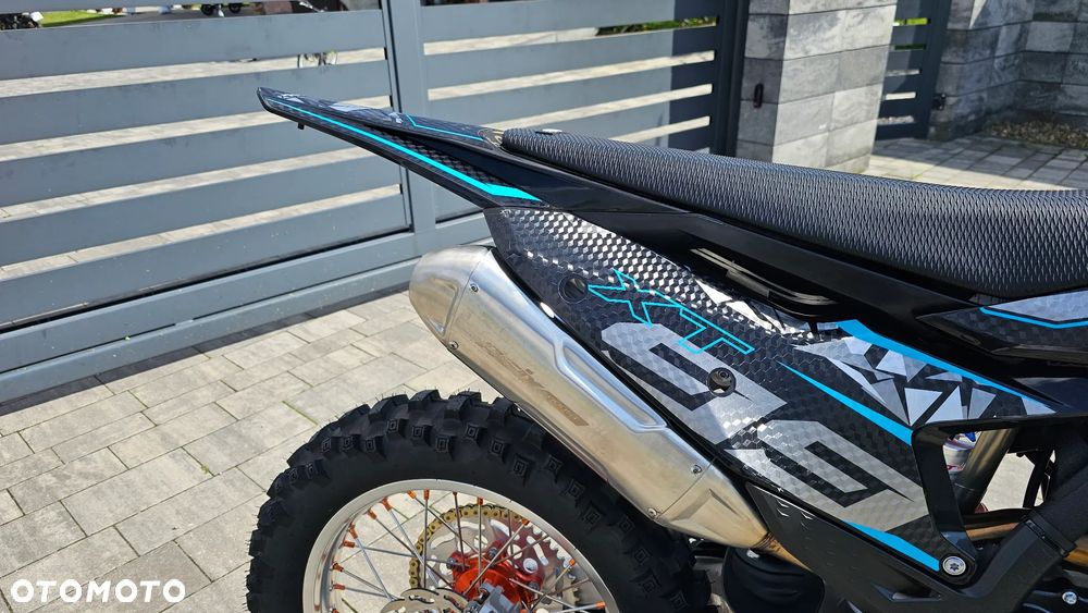 ASIX XT - 6