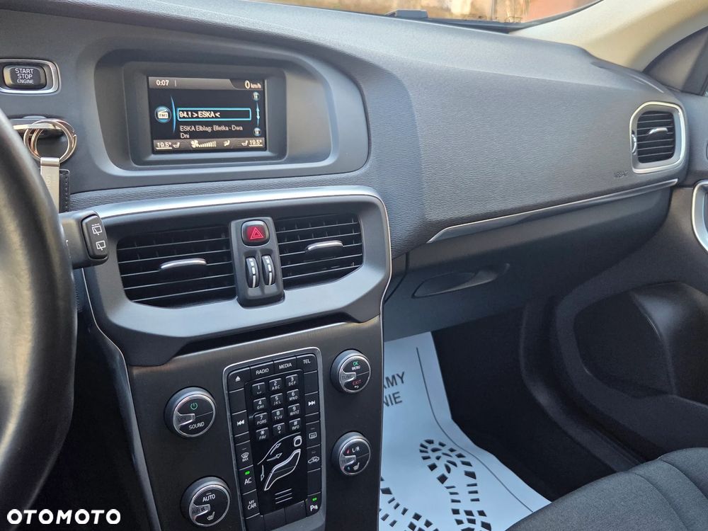 Volvo V40 T2 Summum - 35