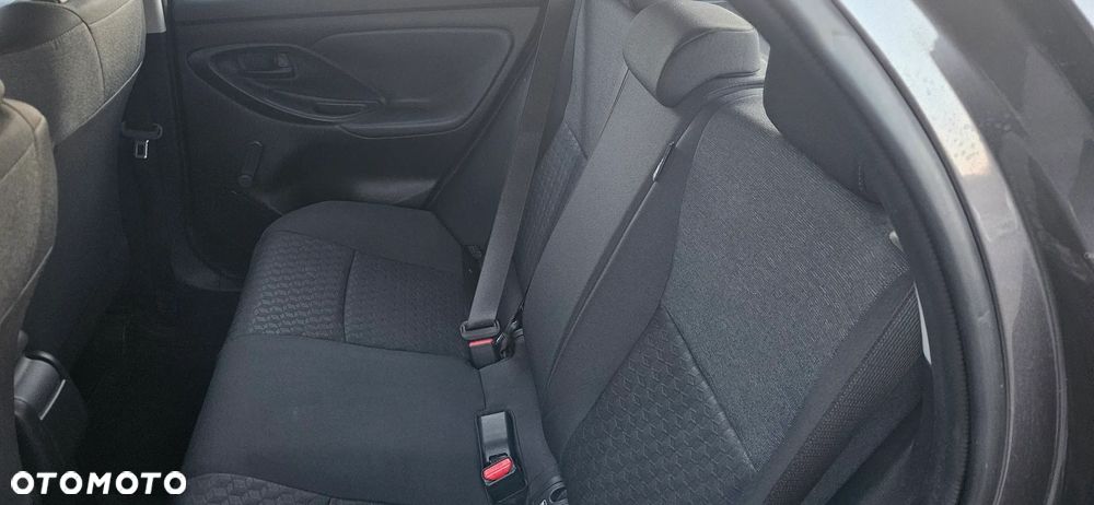 Toyota Yaris Hybrid 1.5 Comfort - 12