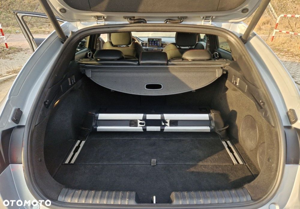 Kia ProCeed 1.6 T-GDI GT - 38