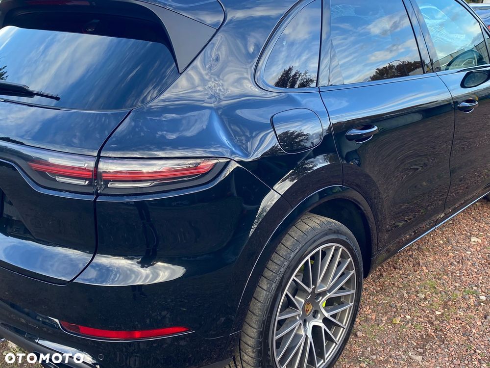 Porsche Cayenne E-Hybrid - 4