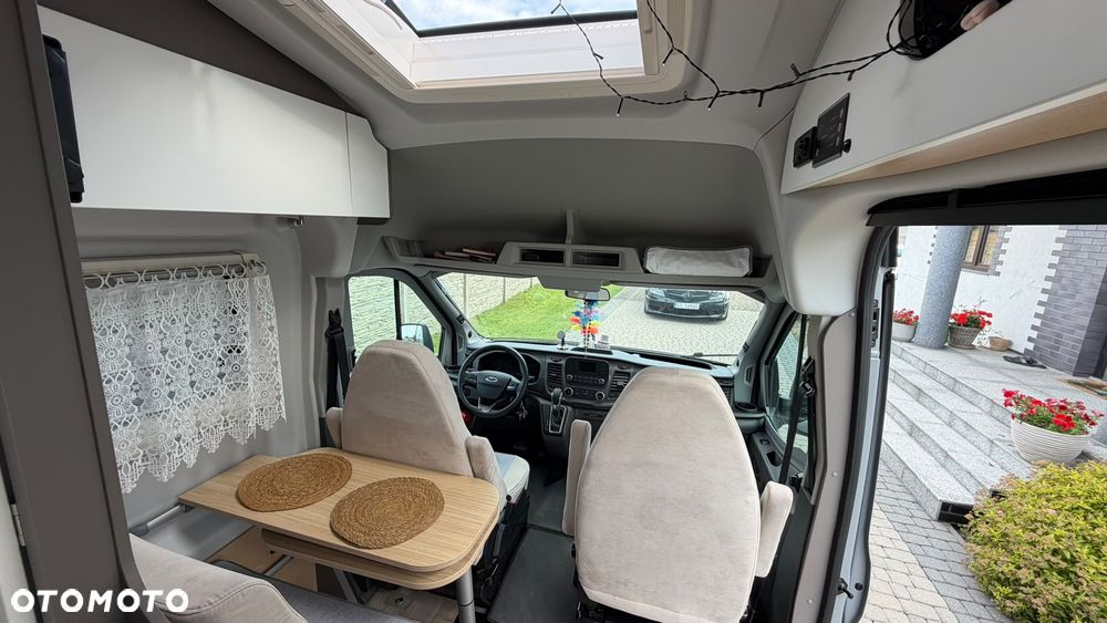 Ford Transit - 12