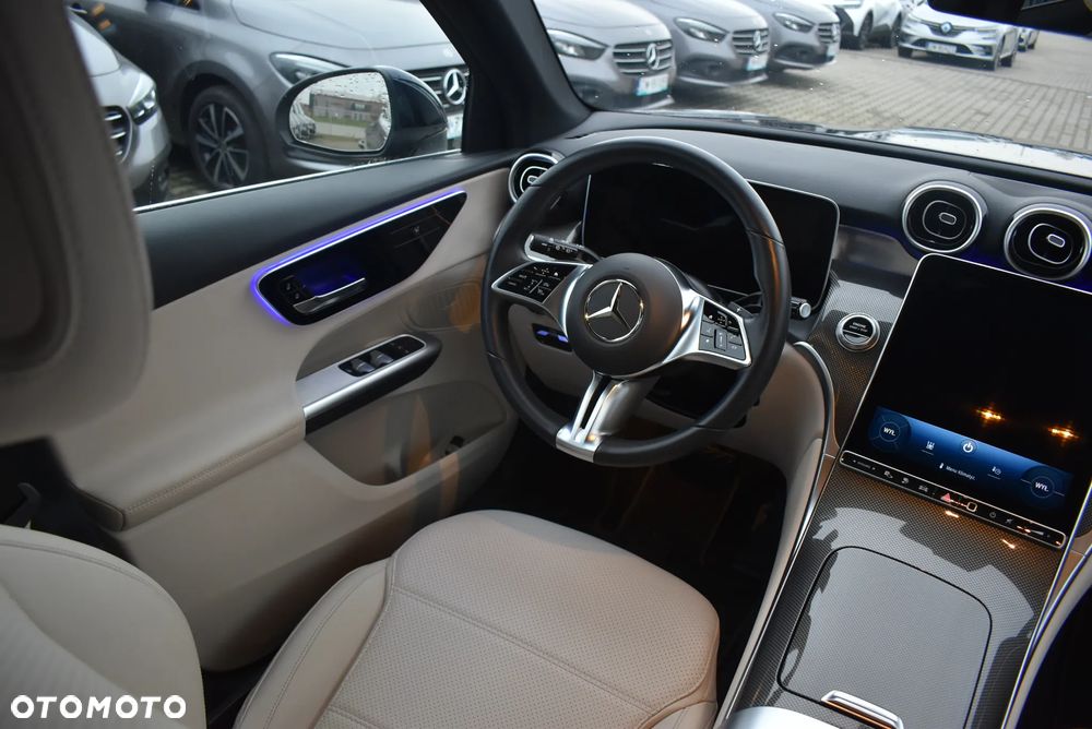 Mercedes-Benz GLC 300 de PHEV 4-Matic Avantgarde - 21