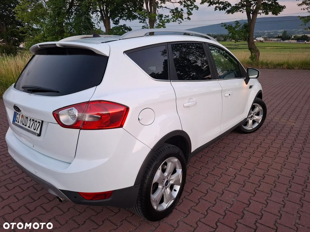 Ford Kuga 2.0 TDCi 4x4 Titanium - 14
