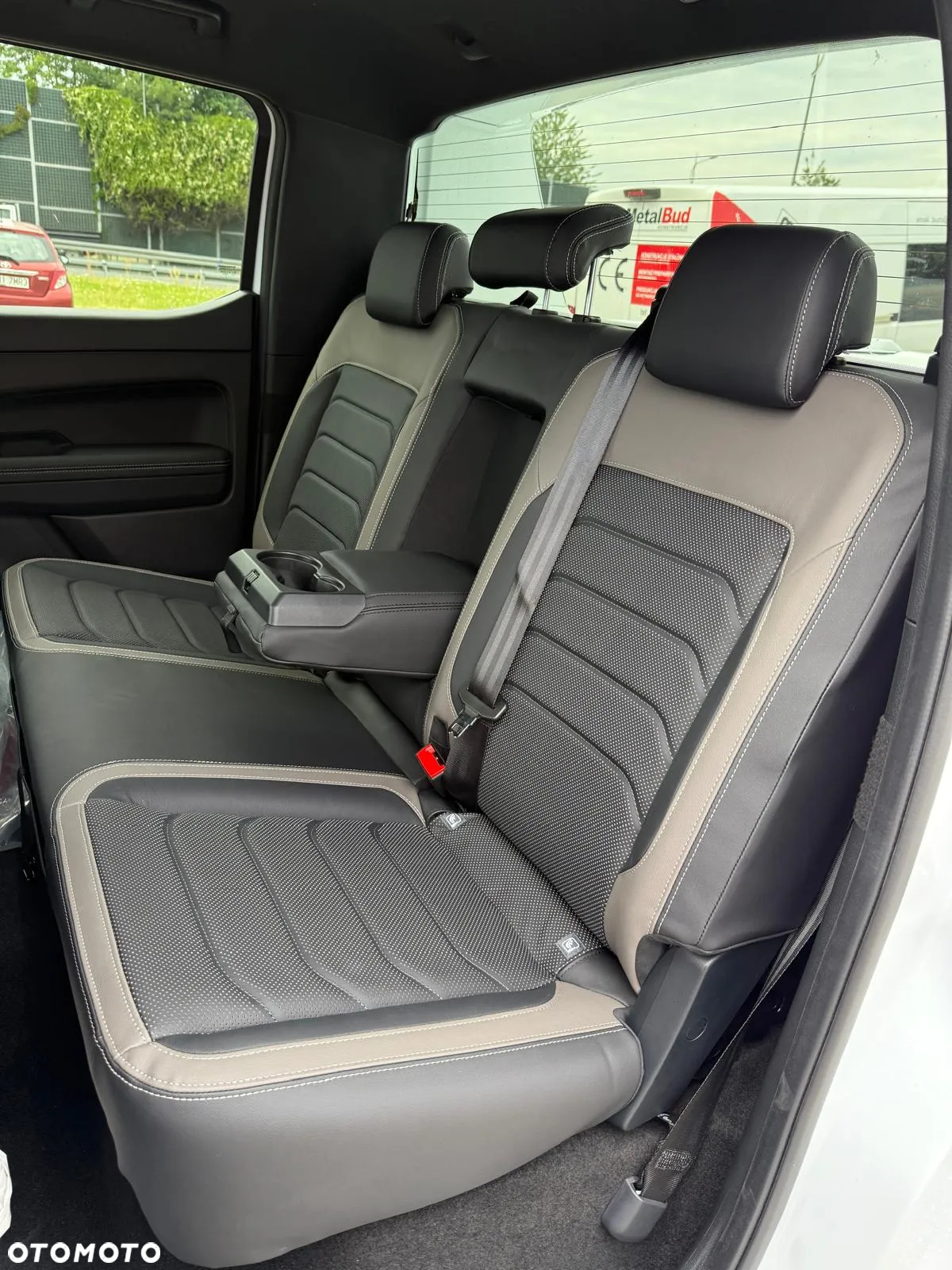 Volkswagen Amarok 3.0 V6 TDI 4Mot Aventura - 29