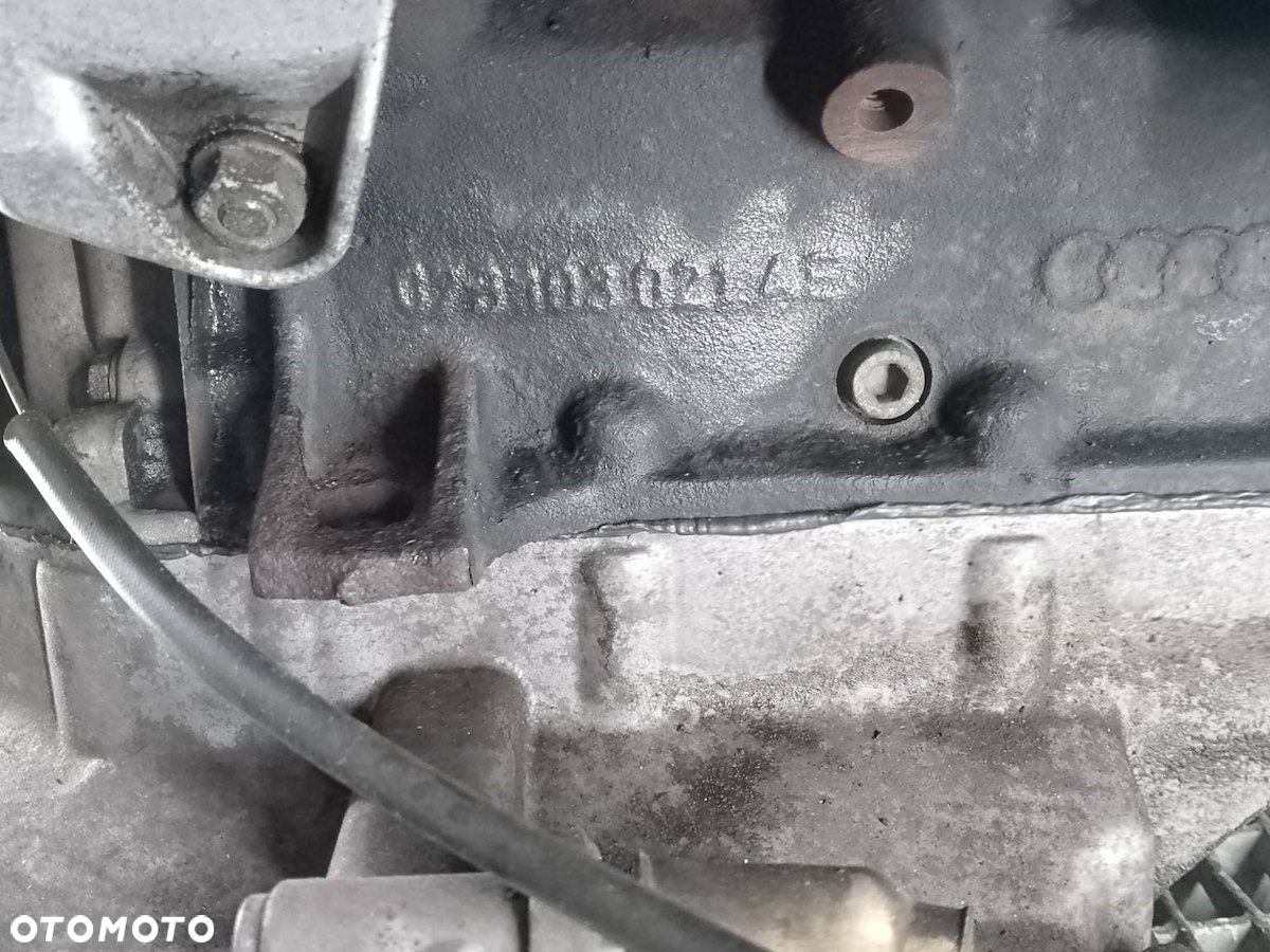 SILNIK AUDI A4 B6 073103021AE 2.8 V6 - 6