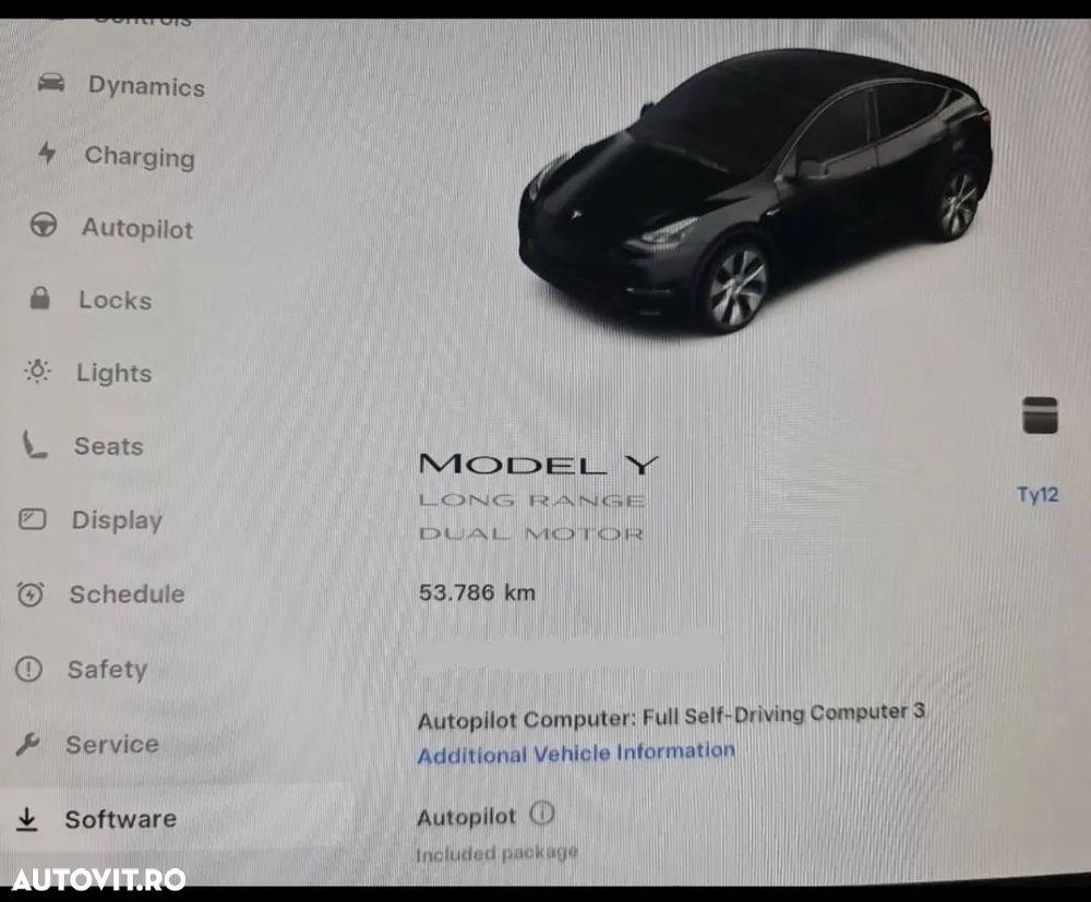 Tesla Model Y AWD Long Range - 15