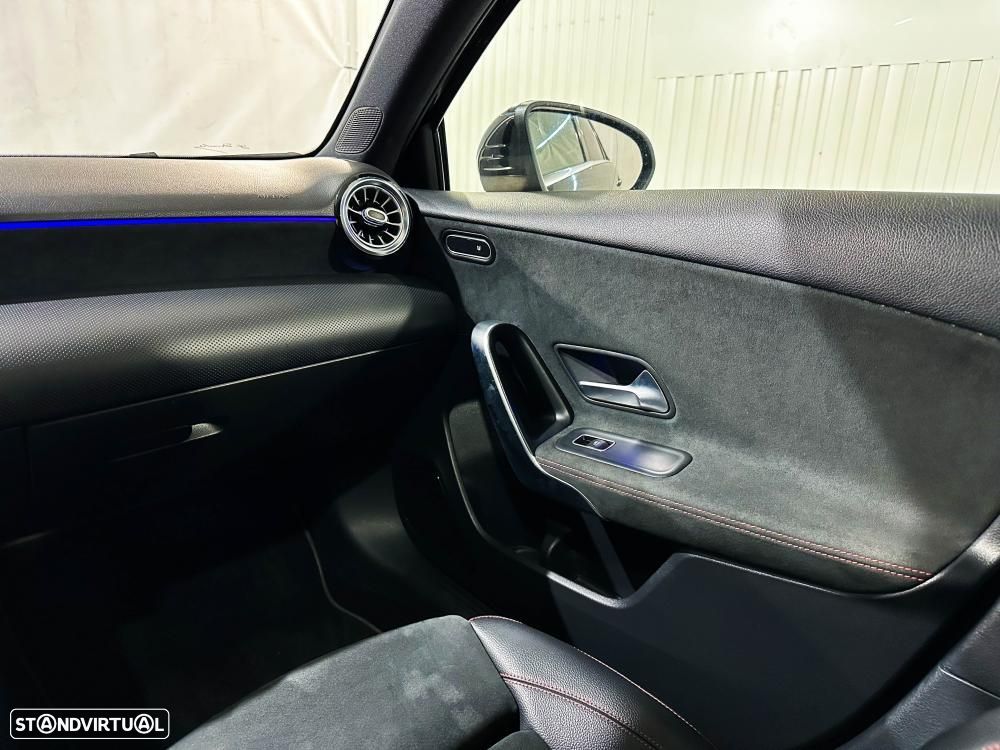 Mercedes-Benz A 250 e 8G-DCT Edition AMG Line - 23