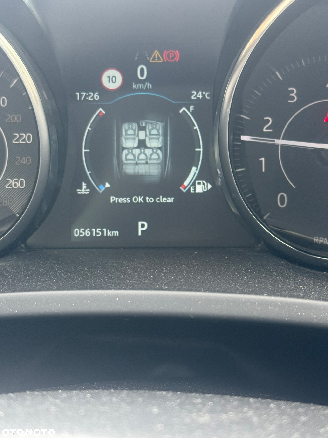 Jaguar E-Pace 2.0 i4P AWD R-Dynamic - 6