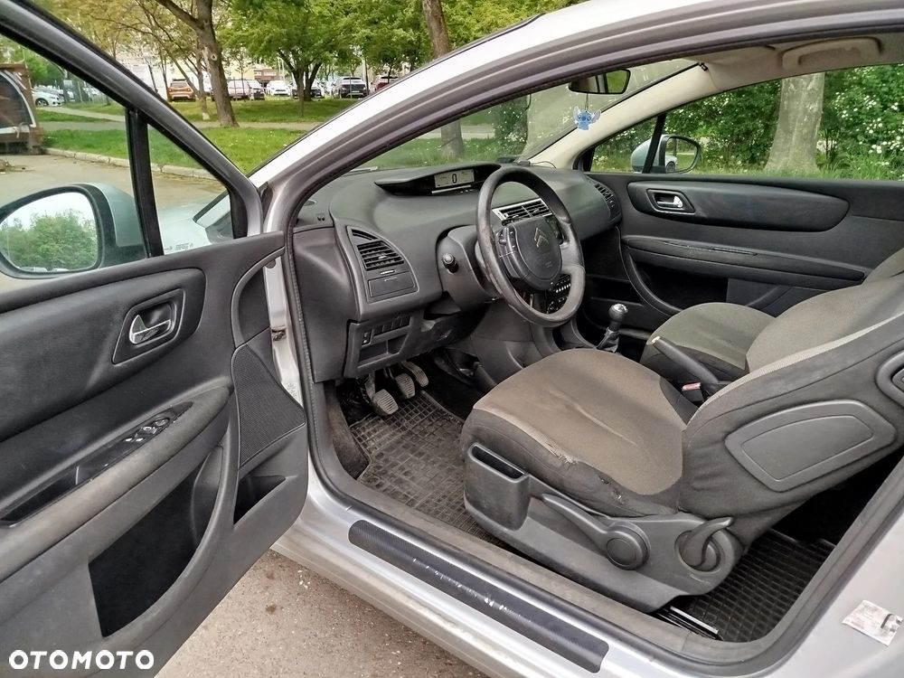 Citroën C4 1.6 HDi FAP VTR - 8