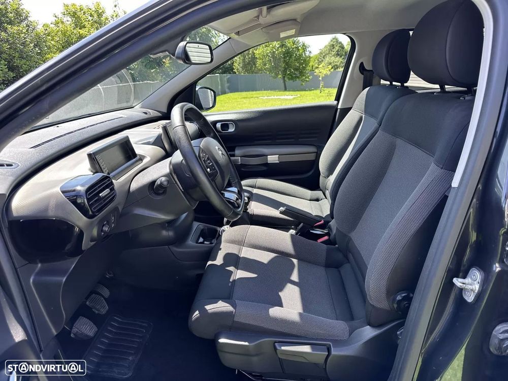 Citroën C4 Cactus 1.2 PureTech Shine - 28