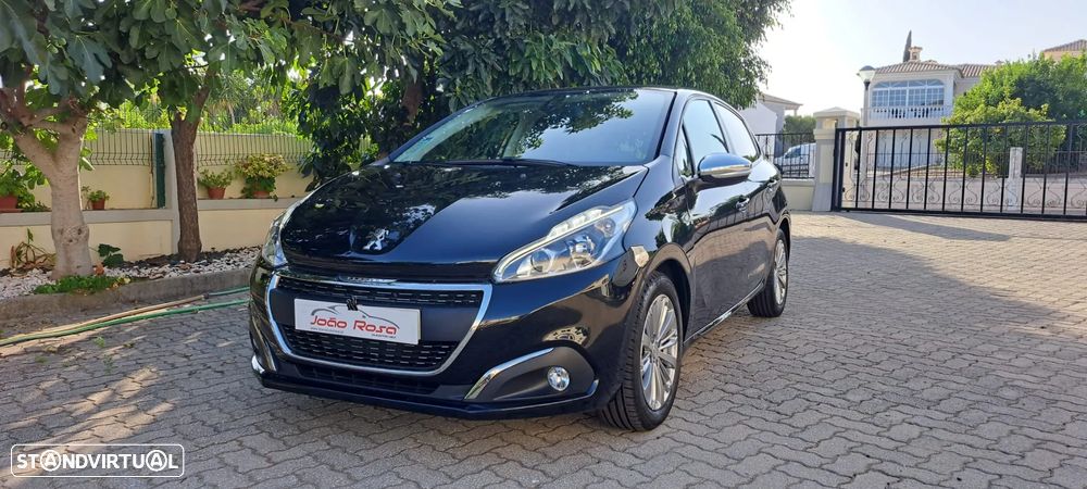 Peugeot 208 1.2 PureTech Signature - 3