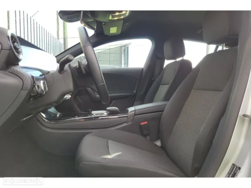 Mercedes-Benz CLA 180 d Shooting Brake Style Plus Aut. - 12
