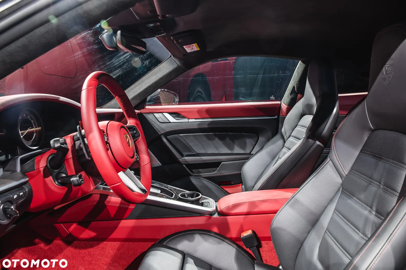Porsche 911 Turbo S - 12