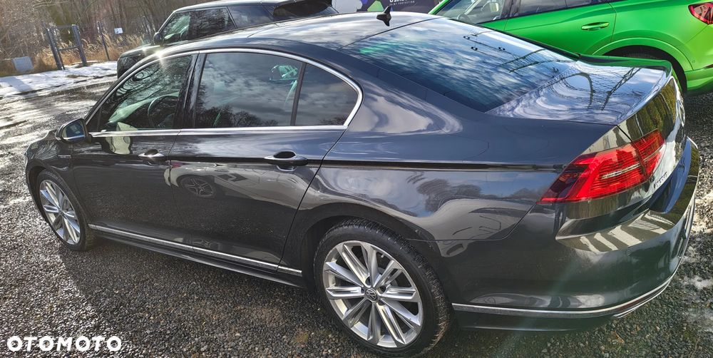 Volkswagen Passat - 30