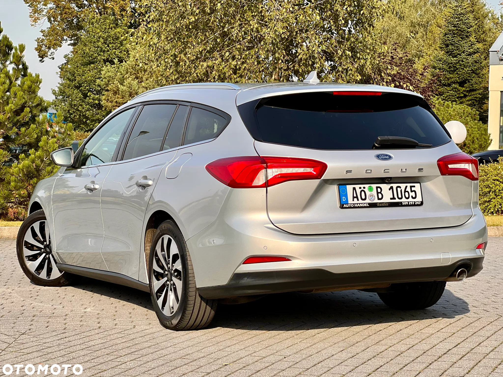 Ford Focus Turnier 1.5 EcoBlue Start-Stopp-System TITANIUM DESIGN - 20
