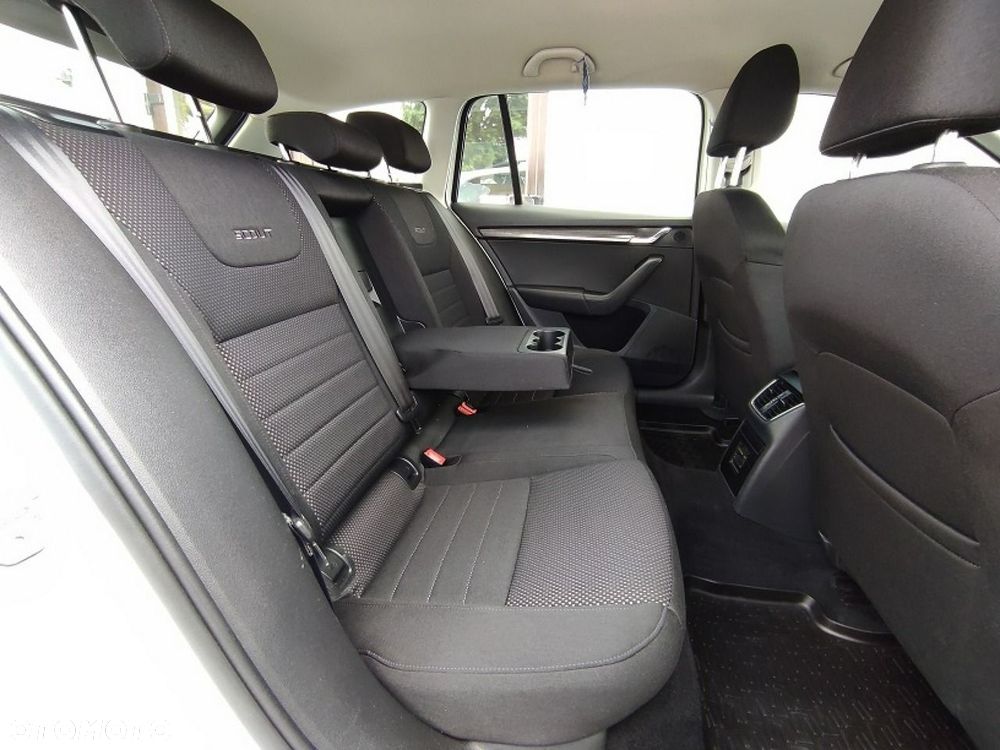 Skoda Octavia - 15