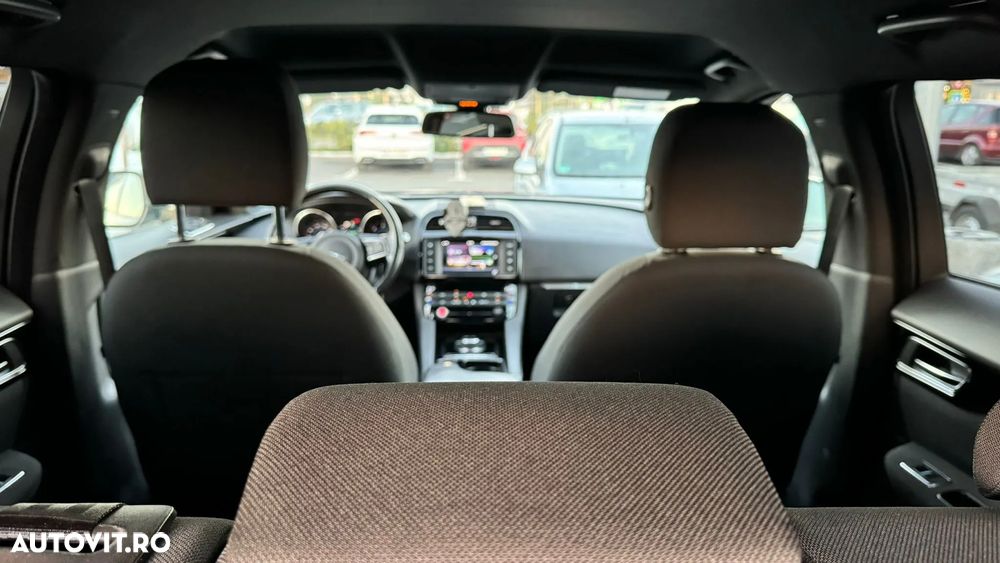 Jaguar F-Pace 20d Aut. R-Sport - 7