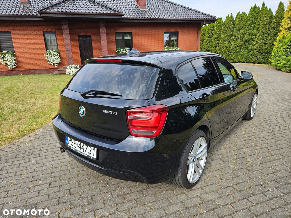 BMW Seria 1 120d Sport Line - 4