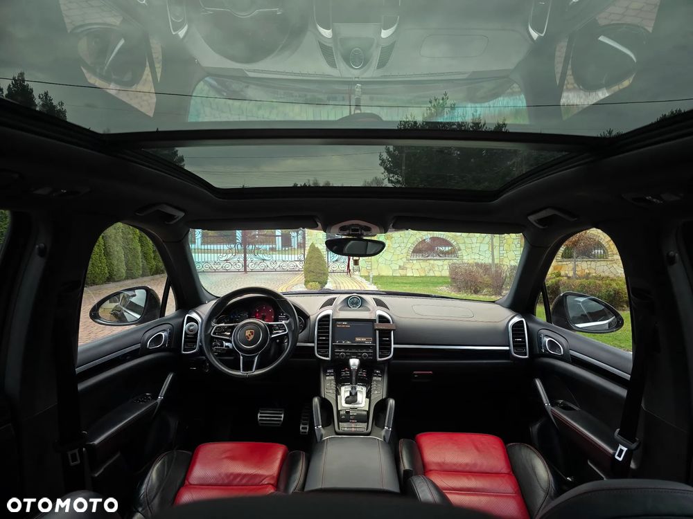 Porsche Cayenne S Diesel Platinum Edition - 26