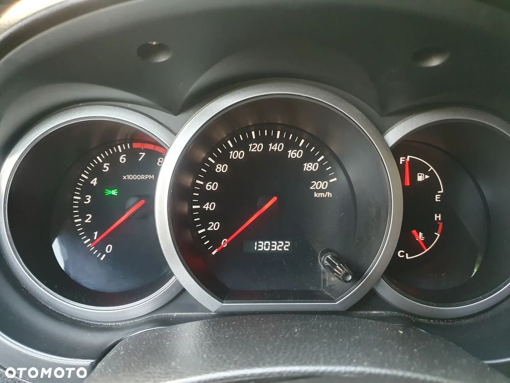 Suzuki Grand Vitara 2.0 20th Anniversary - 22