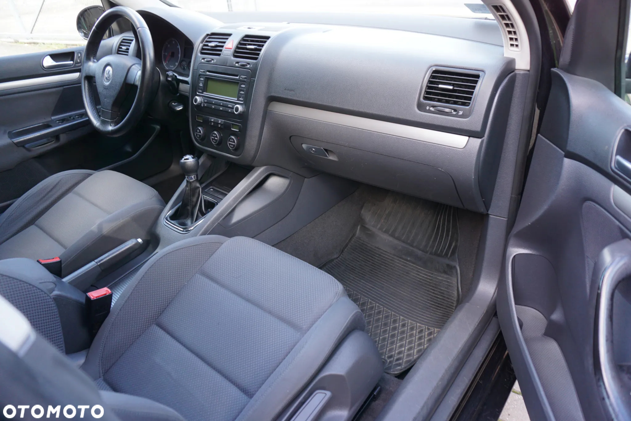 Volkswagen Golf - 15
