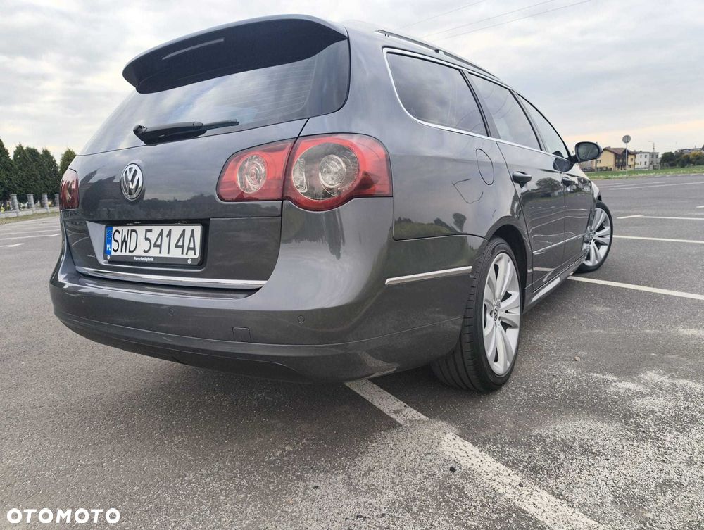 Volkswagen Passat Variant - 4
