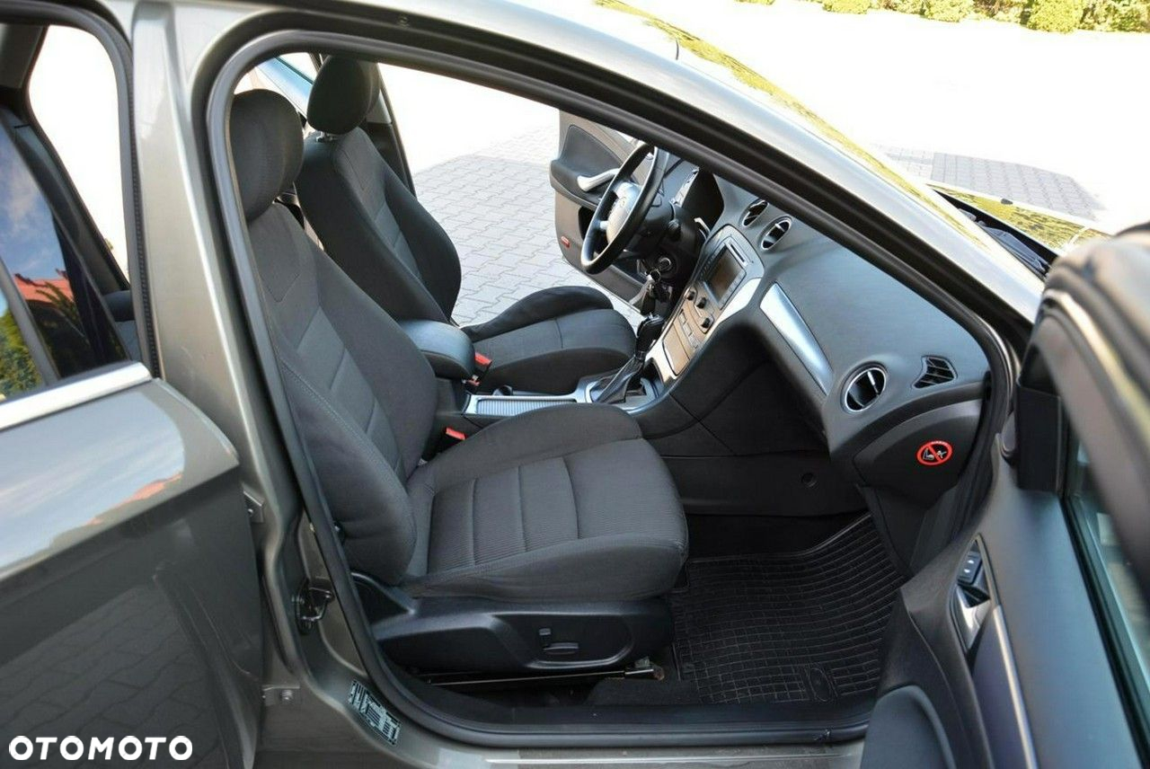 Ford Mondeo 2.0 EcoBoost Titanium - 16
