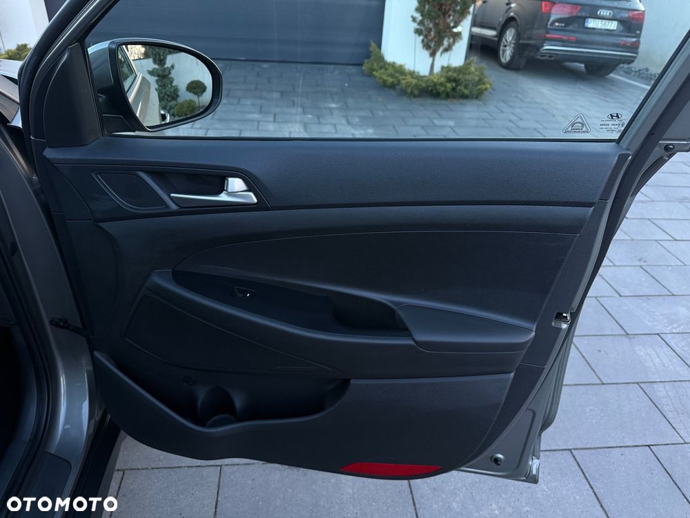 Hyundai Tucson 1.6 GDi 2WD Select - 37