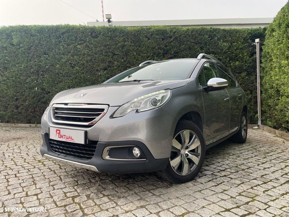 Peugeot 2008 1.2 PureTech Allure - 2