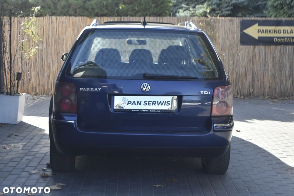 Volkswagen Passat 2004 photo 5