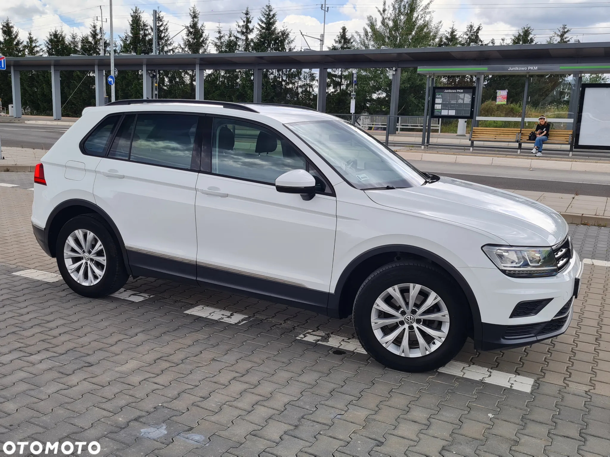 Volkswagen Tiguan - 2