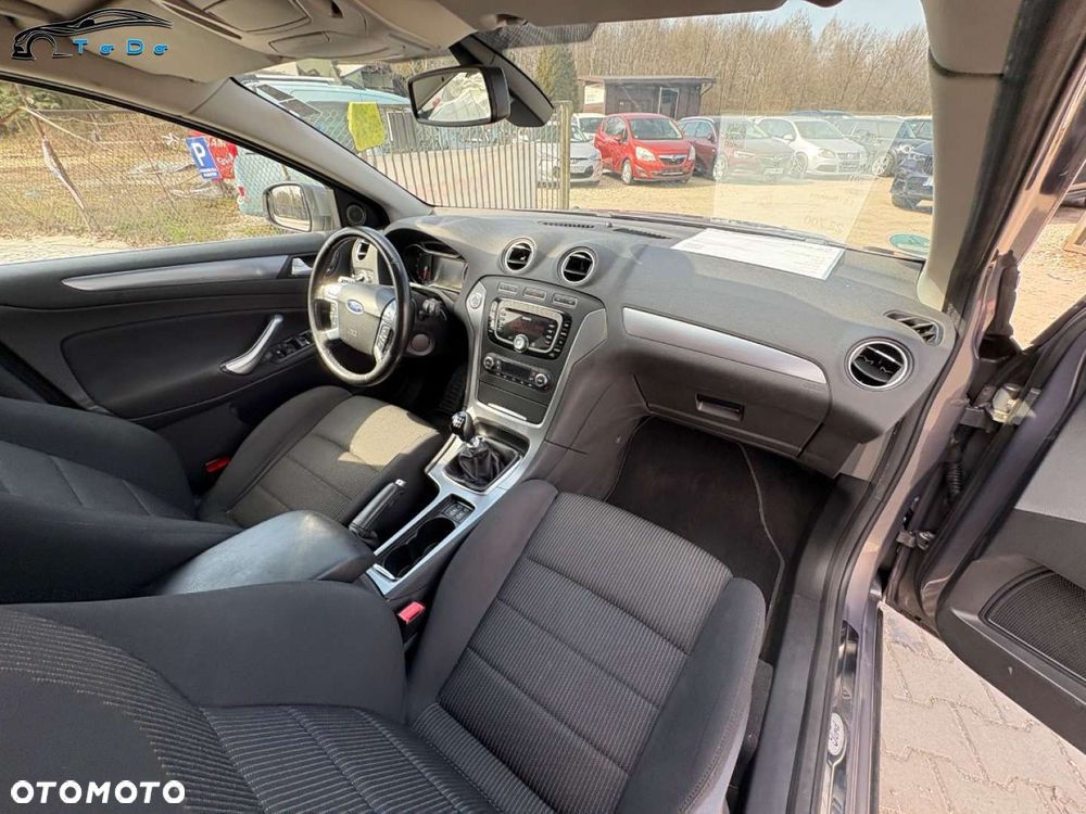 Ford Mondeo 1.6 T Titanium LXS - 36