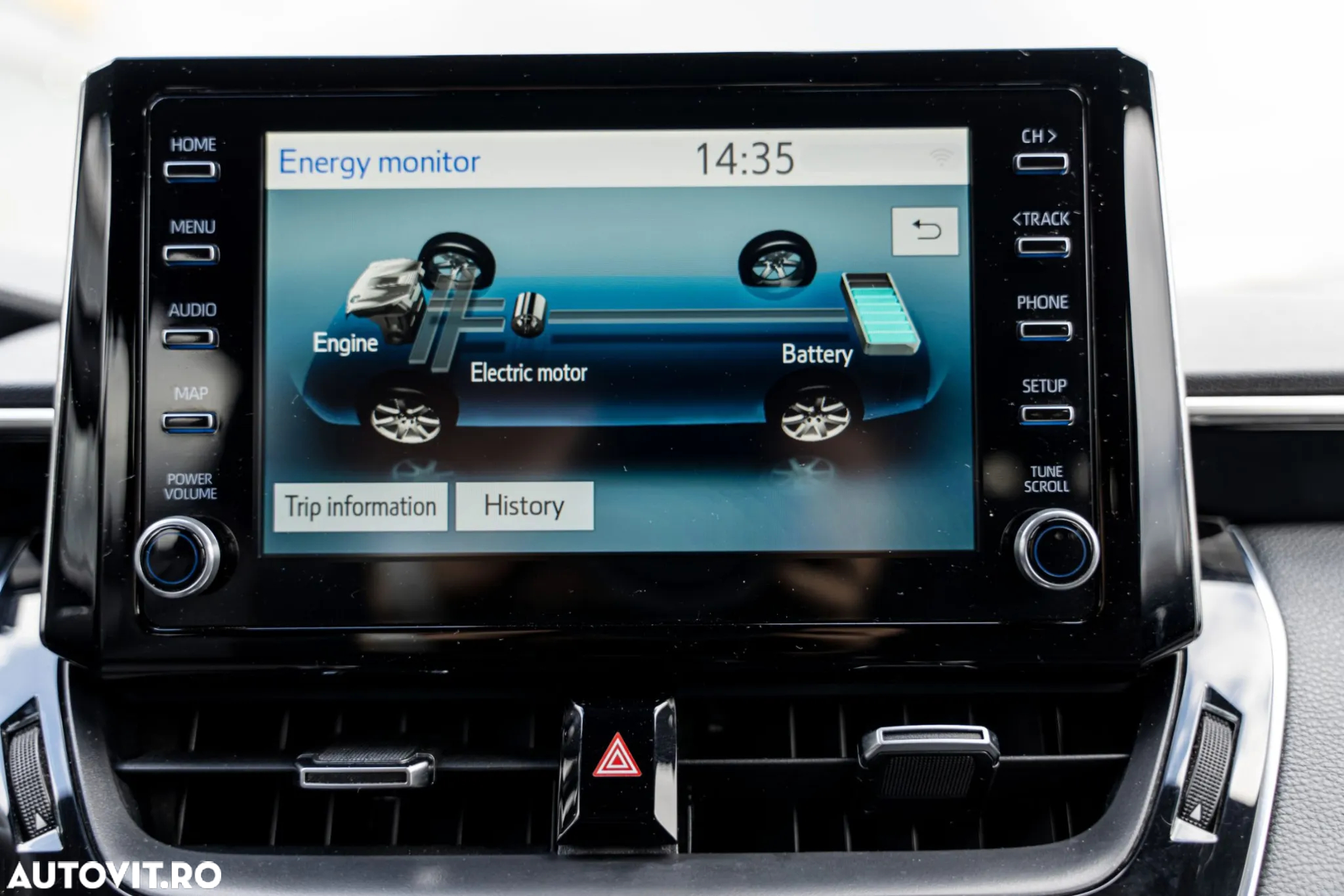 Toyota Corolla 1.8 Hybrid Touring Sports Business Edition - 27