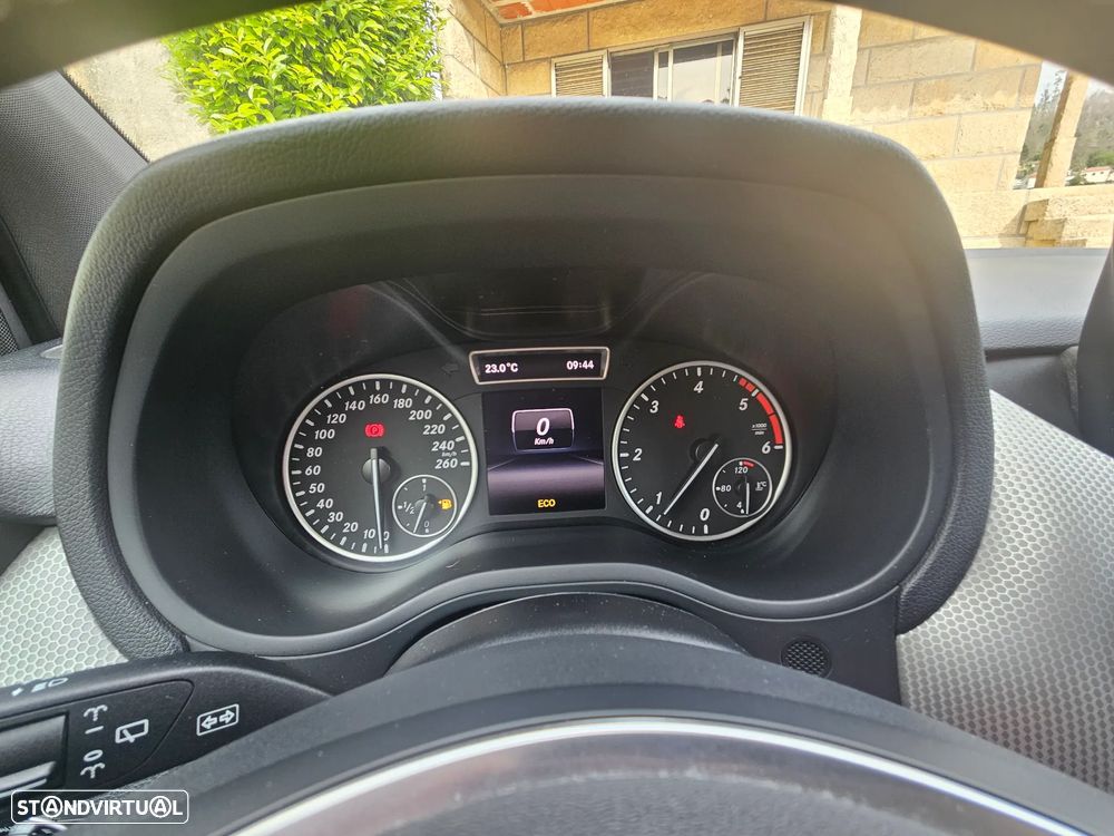 Mercedes-Benz B 180 CDI Urban - 10