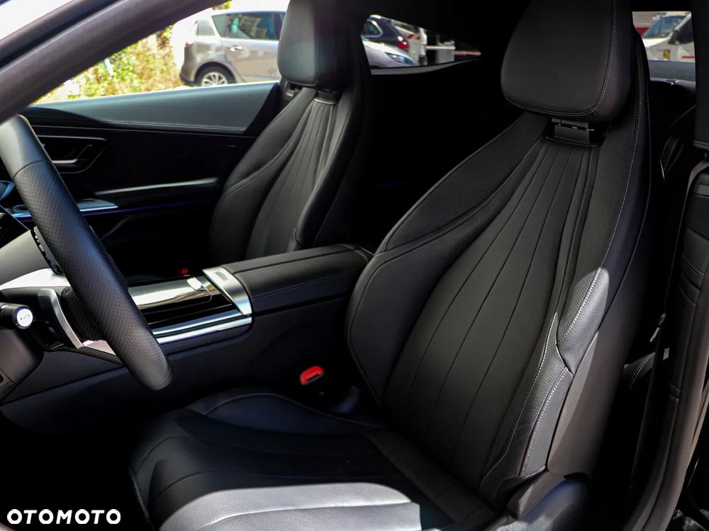 Mercedes-Benz CLE 200 4Matic 9G-TRONIC Edition AMG Line - 17