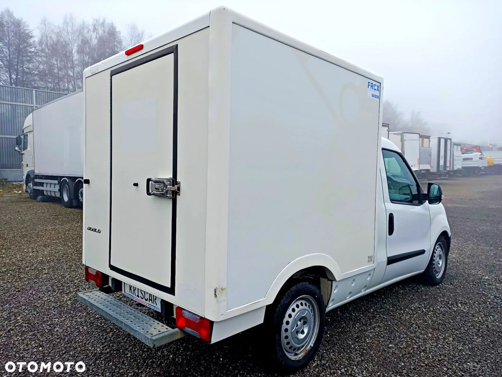 Fiat Doblo Chłodnia 105KM 2 zasilania chłodni - 6