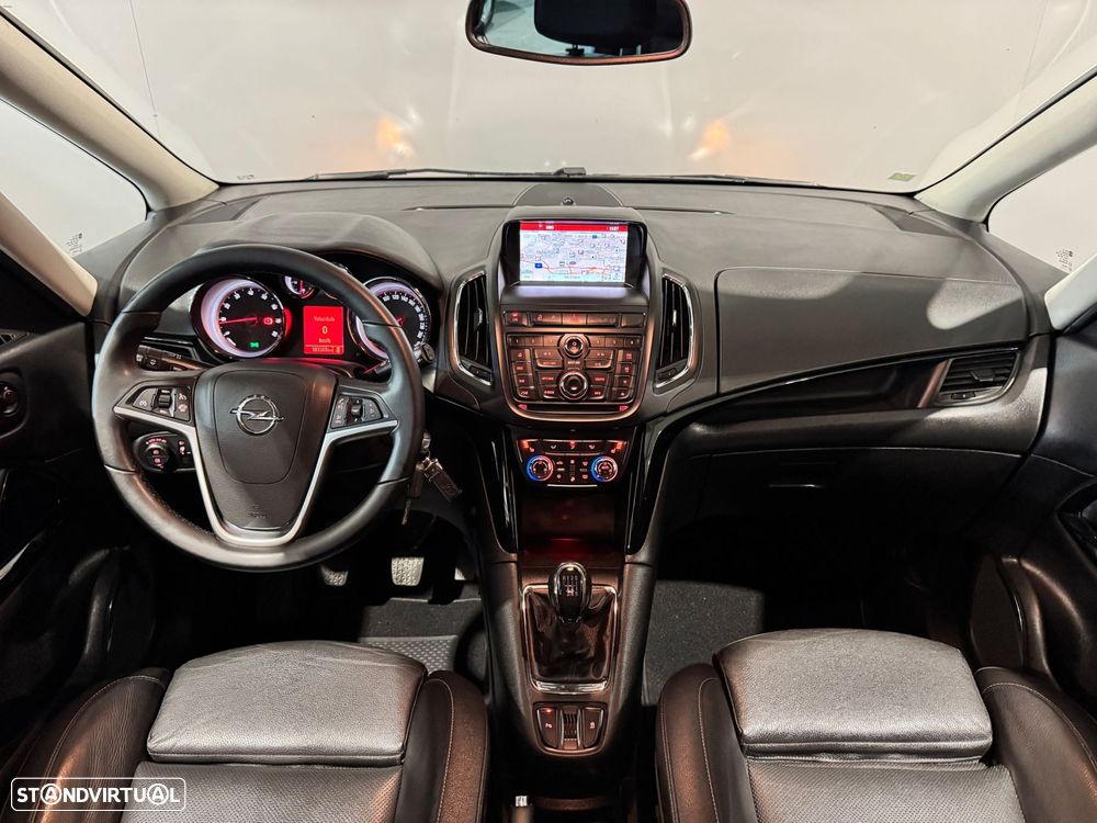 Opel Zafira - 13