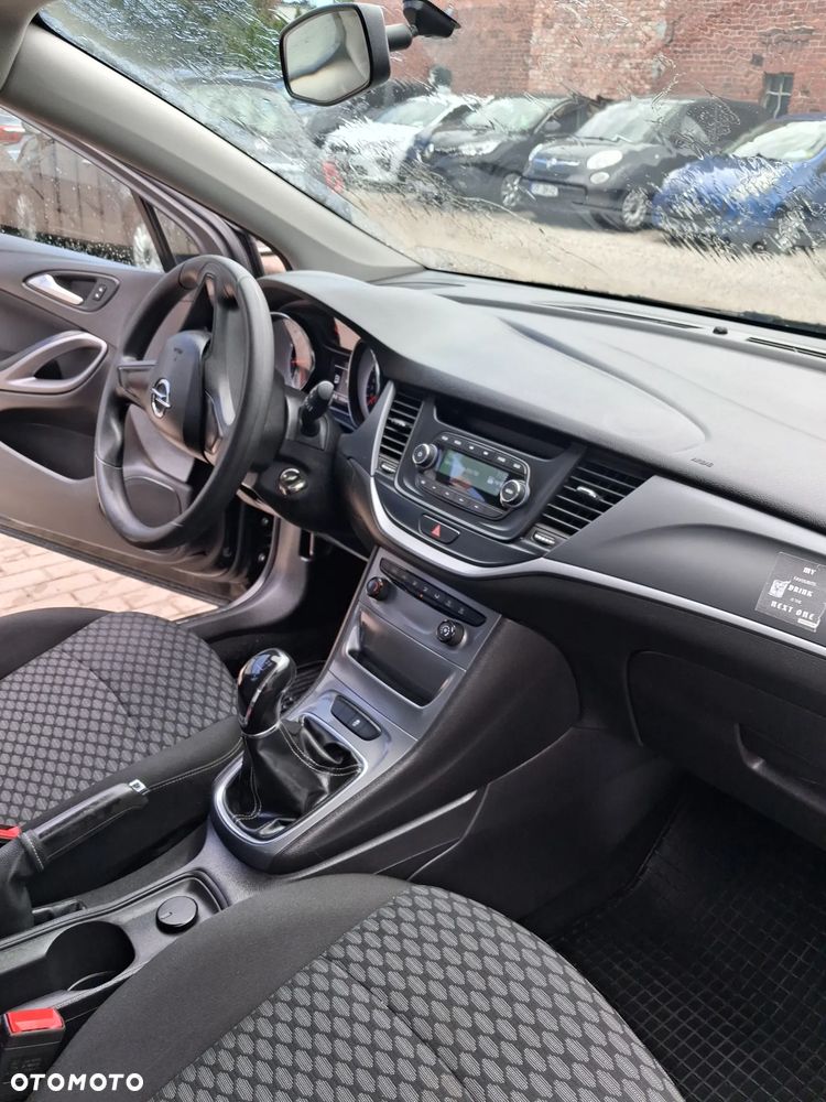 Opel Astra - 14