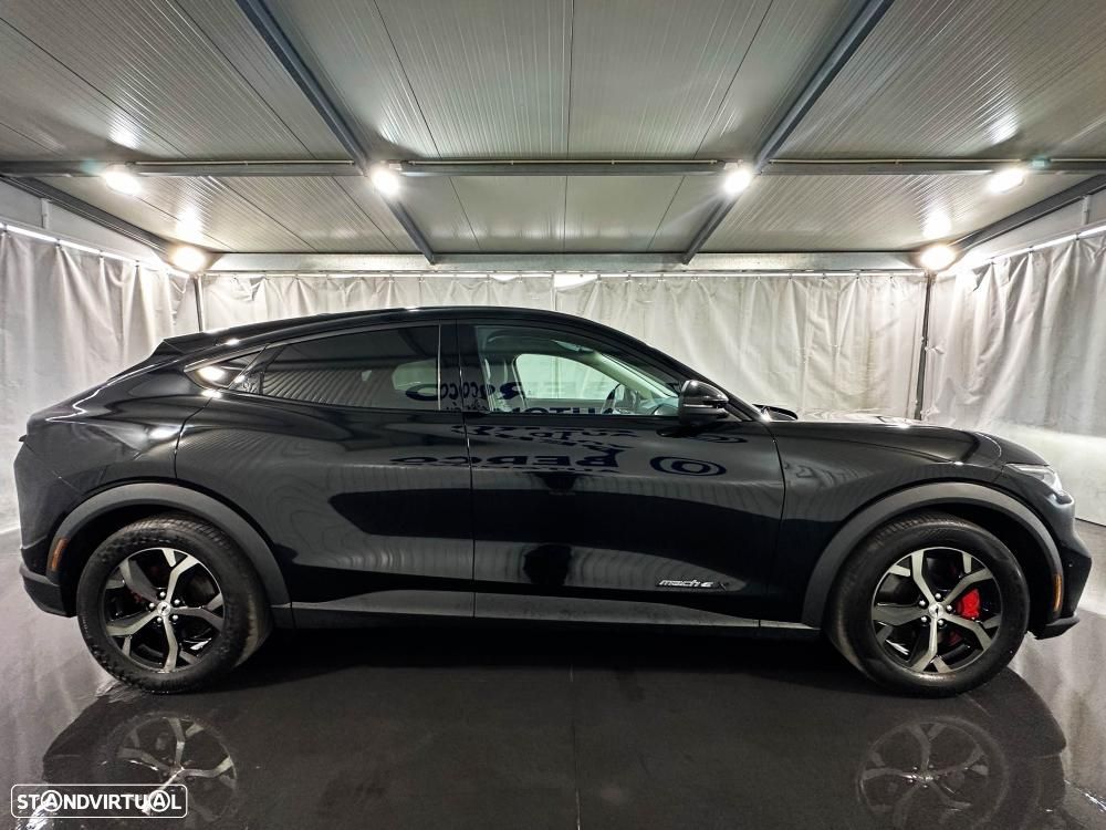 Ford Mustang Mach-E Premium AWD - 12