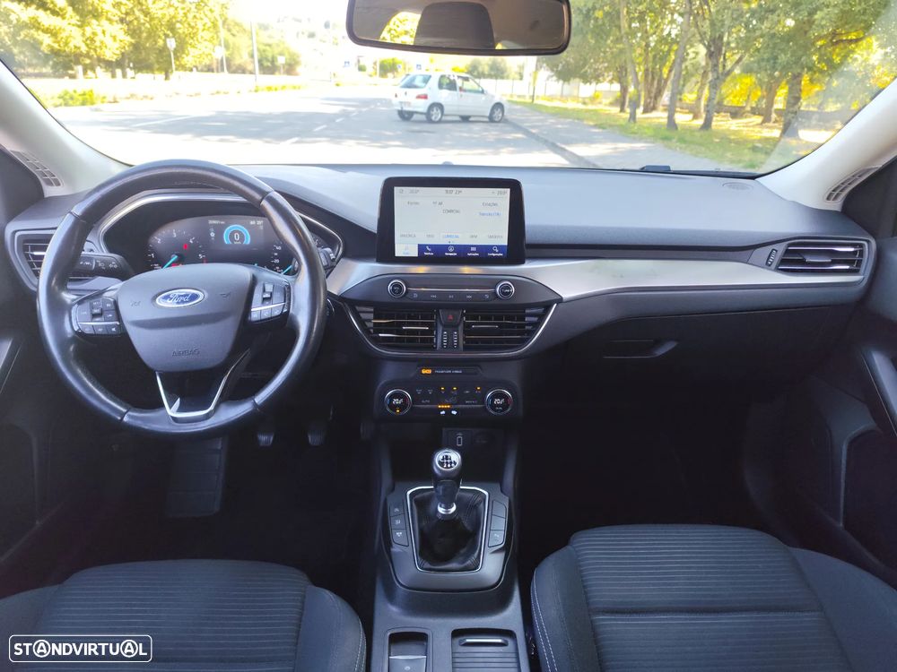 Ford Focus SW 1.5 TDCi EcoBlue Titanium - 9