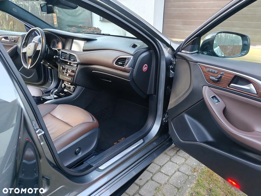 Infiniti Q30 2.2d DCT Premium - 15